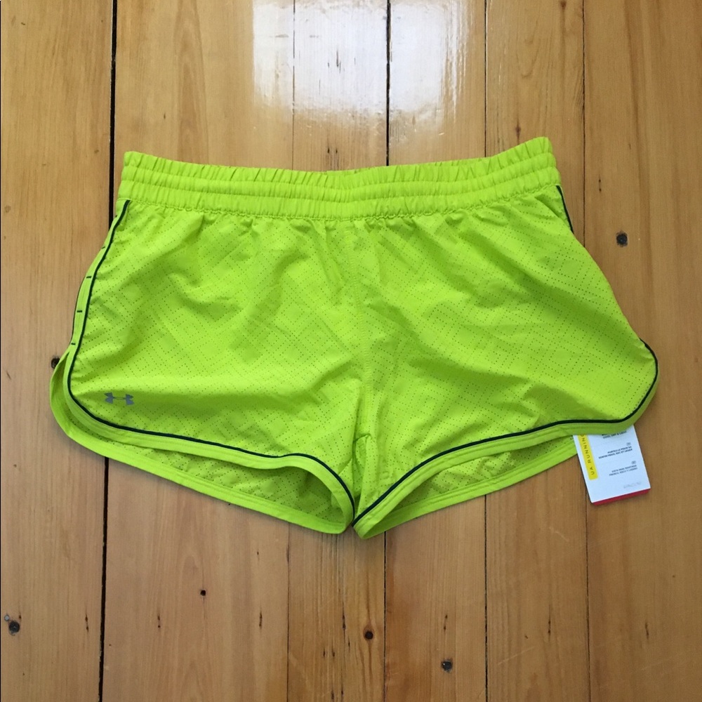 🆕 Under Armour Women's Running Shorts Size S